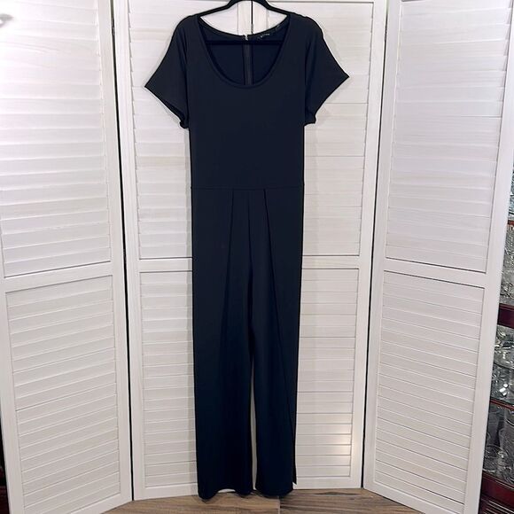 Jumpsuit Size 1X H by Halston Jet Set Jersey Black Like New - Picture 3 of 13
